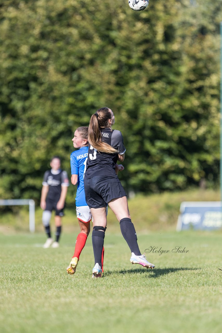 Bild 357 - F Holstein Kiel 2 - SSG Rot-Schwarz Kiel 2 : Ergebnis: 5:0